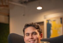 Antonio Botello: La mente creativa que est谩 transformando el marketing digital