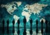 La Geopolítica Reconfigura el Comercio: Cómo los Aranceles de EE. UU. Aceleran la Fragmentación y el Ascenso del Sur Global geopolitics, world map, chess, map, globe, strategy, alliances, power, politics, global, diplomacy, history, art, international, world, relations, creative, concept, symbolic, leadership, decision, conflict, governance, balance, influence, ai generated